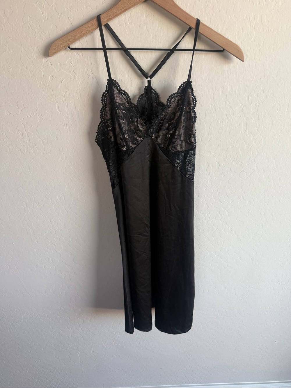 Cameilla Women's Black Lace Satin Chemise Nightdress M Whimsigoth Goth Witchy